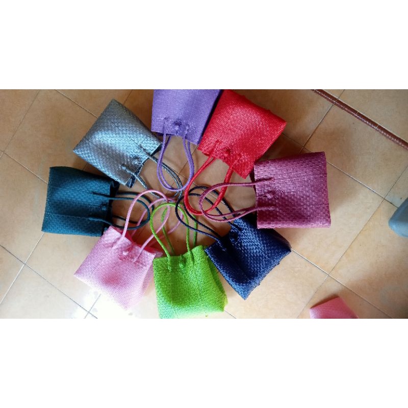 tas anyaman jali2 size M