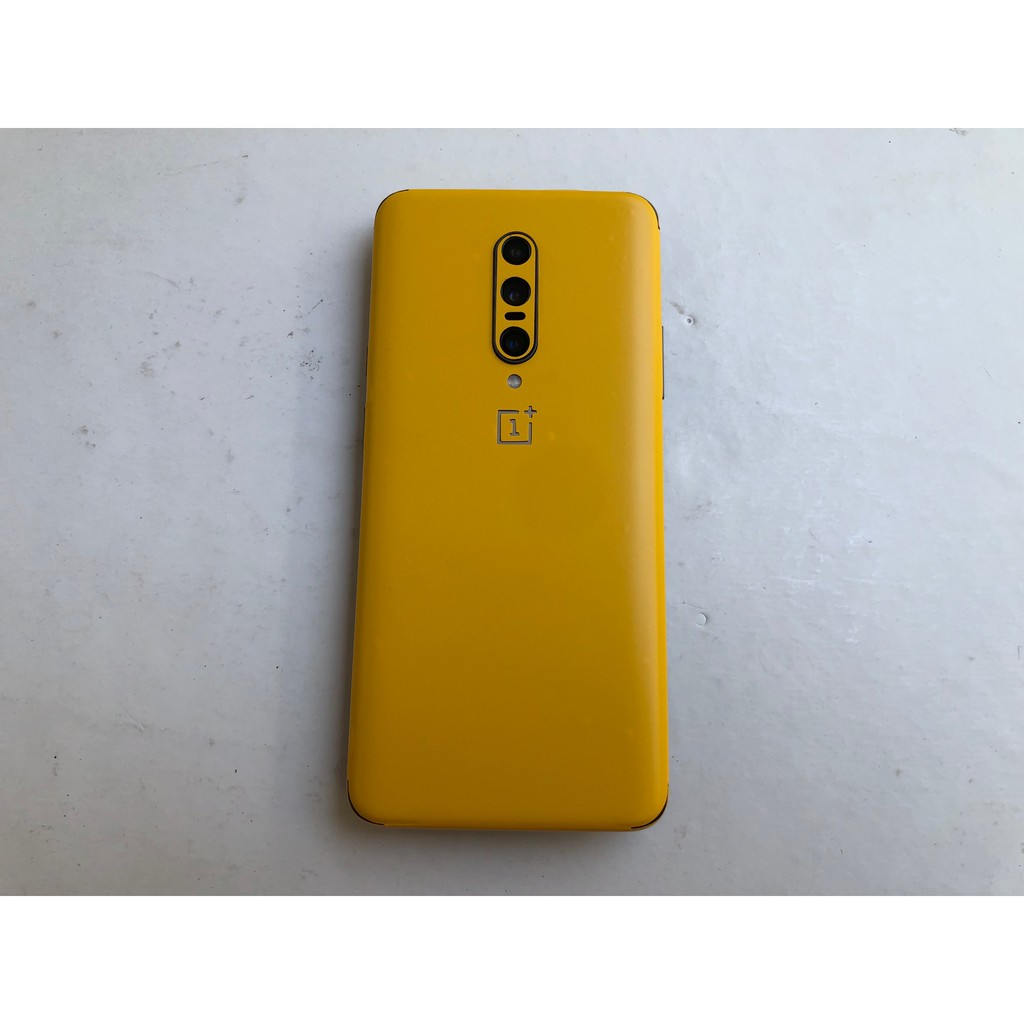 

STIKER One Plus 7 pro motif kuning doff - BACA RINCIAN PRODUK