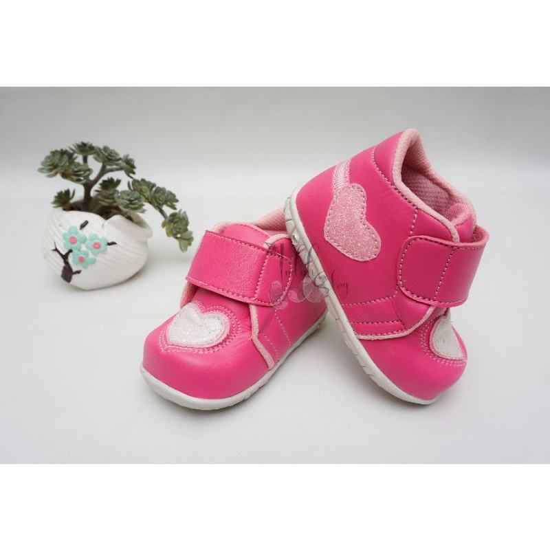 TERBARU!!SEPATU  BOOT ANAK CEWEK LOVE WARNA TERBARU USIA 5BULAN-3TAHUN