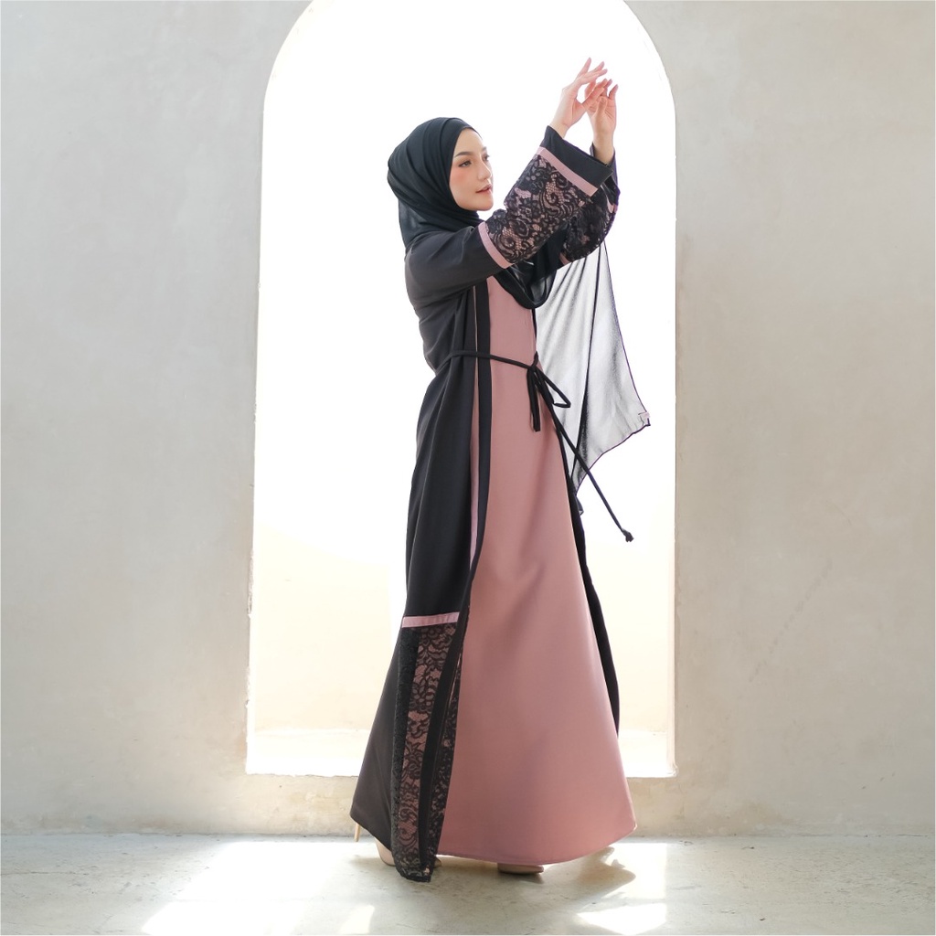 Reysha Abaya Maxi Dress Motif Renda Dikerjakan Oleh Tenaga Ahli 100% Ori Dan Realpict, Exclusive Fashion Gamis Muslim Dengan Desain Outer Aksen Brukat Diatur Bisa COD-Dove
