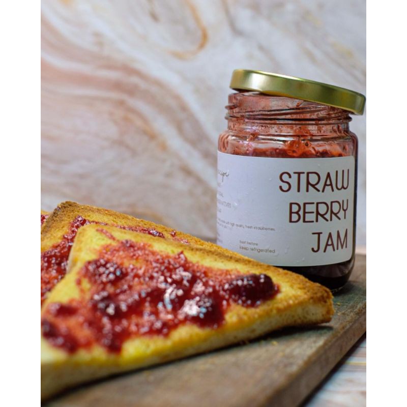 

NATURAL HOMEMADE STRAWBERRY JAM / SELAI STROBERI