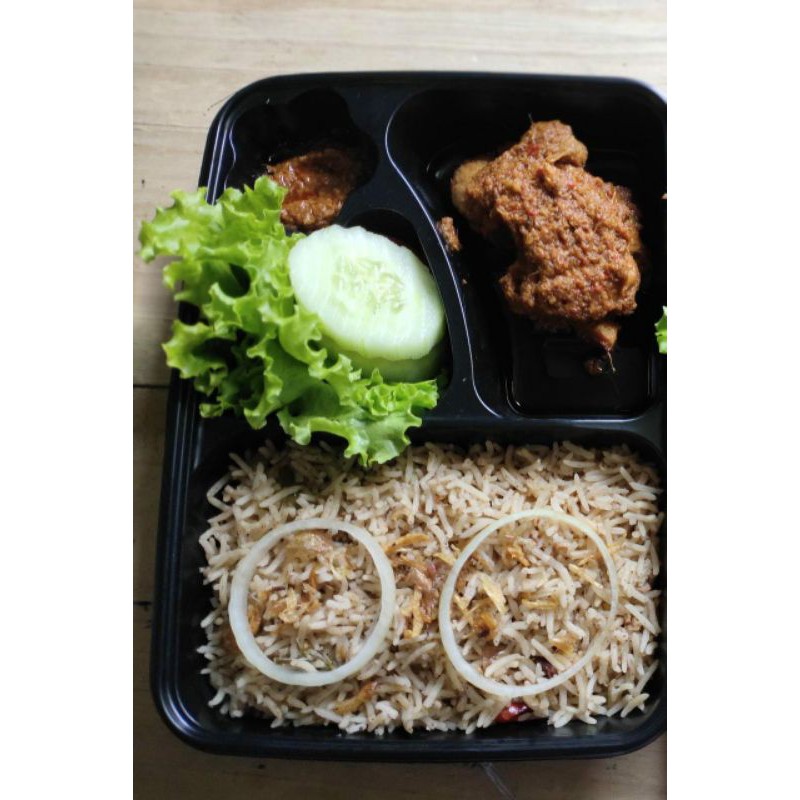 

Beras kebuli sultan