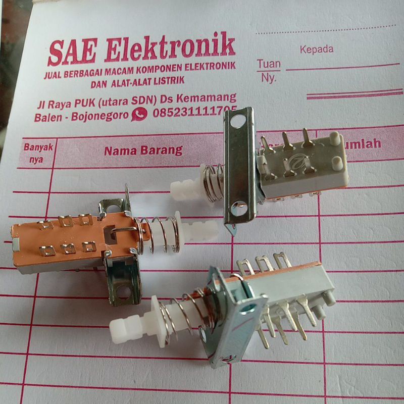 SWIT DPDT 3×2 BESAR 6 PIN | SWITCH DPDT 6 PIN