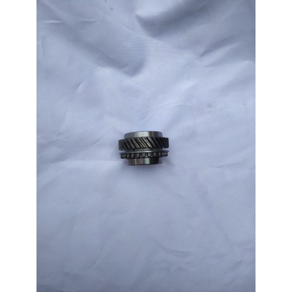 gigi 3 avanza 1,3 cc Jumlah gigi 32