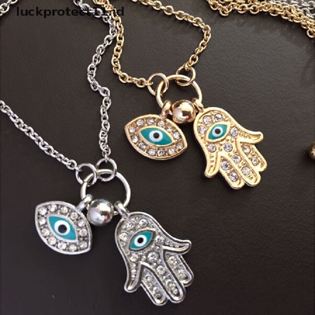 < Luckprotect11. < LuckproteksiKalung Dengan Liontin Tangan Hamsa Fatima