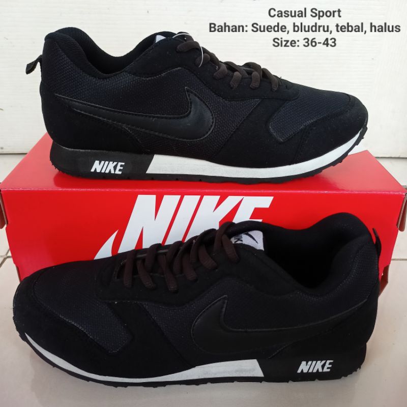 Sepatu Sekolah Hitam Nike MD Runner Alas Putih / Sepatu sekolah hitam / Sepatu hitam full black nike