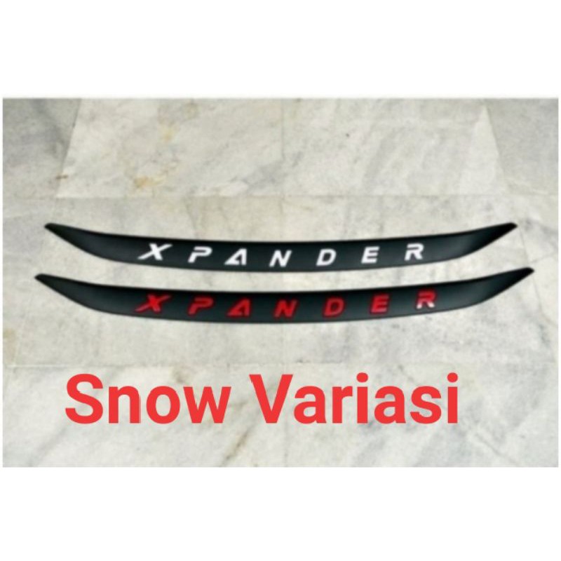 Hood molding Lis kap mesin Xpander hitam dop EMBOSS