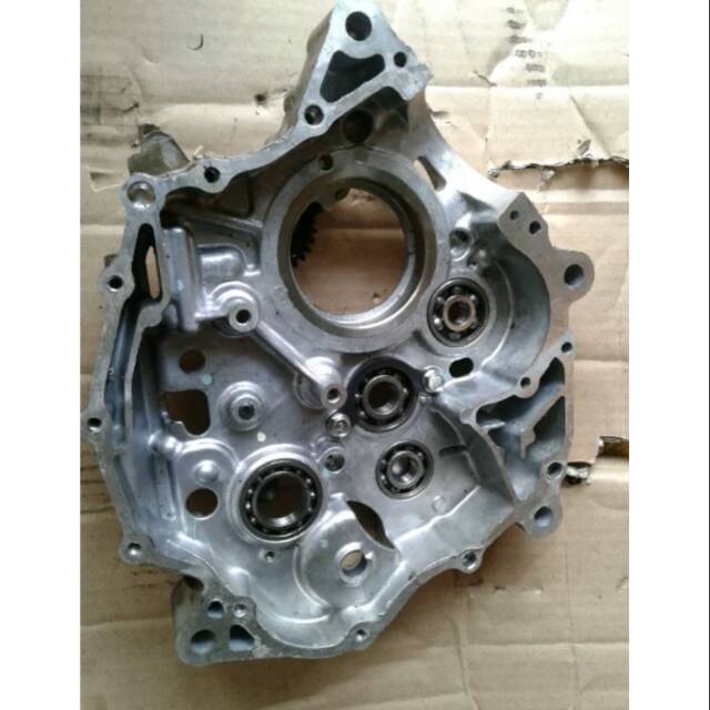 Kalter Mesin Kanan Honda Sonic 150 Original Copotan Motor