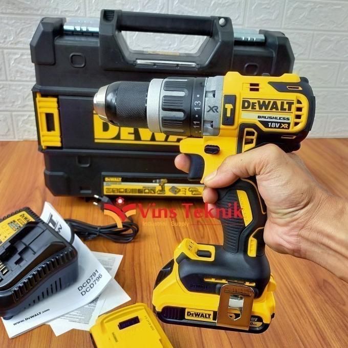MESIN BOR BATERAI DEWALT DCD796D2 CORDLESS HAMMER DRILL DCD 796 D2