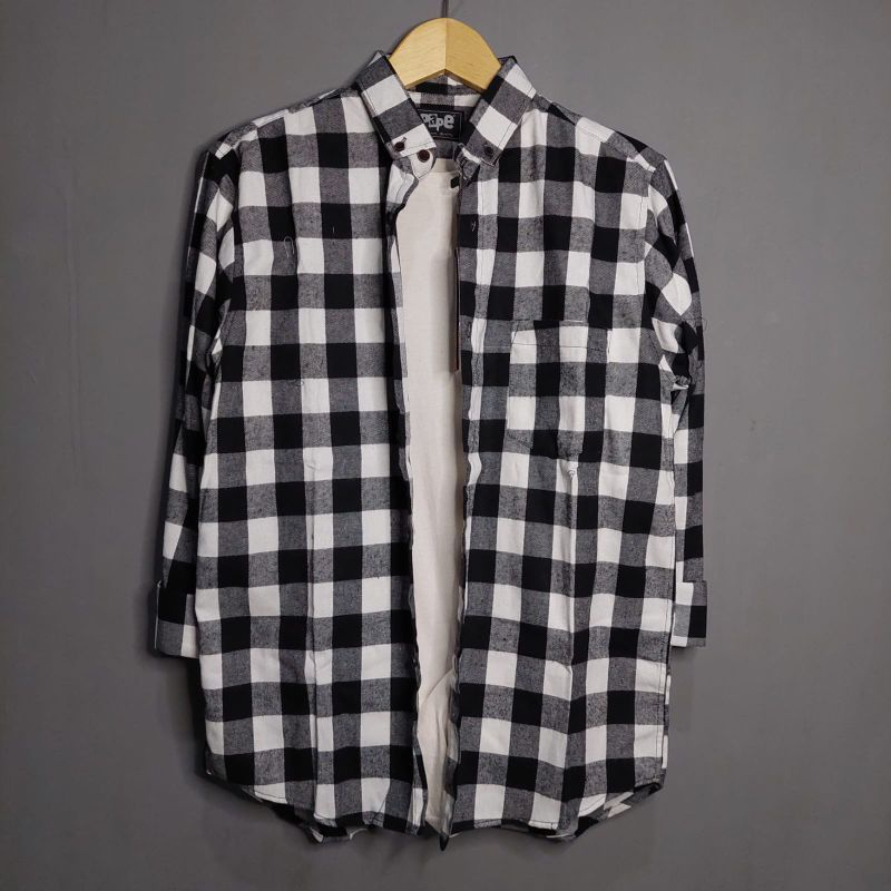 Kemeja Flanel Pria Kualitas Premium Lengan Panjang Size M - XL Unisex Exklusif (Distro) Flanel Super-Caturputih