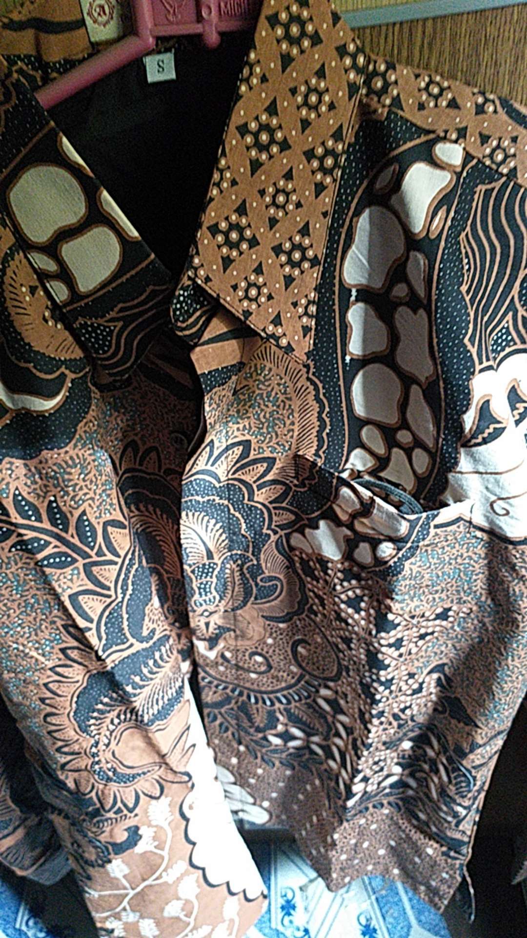 Baju Batik Pria Lengan Panjang Premium Aluna Solo (pcw 067)