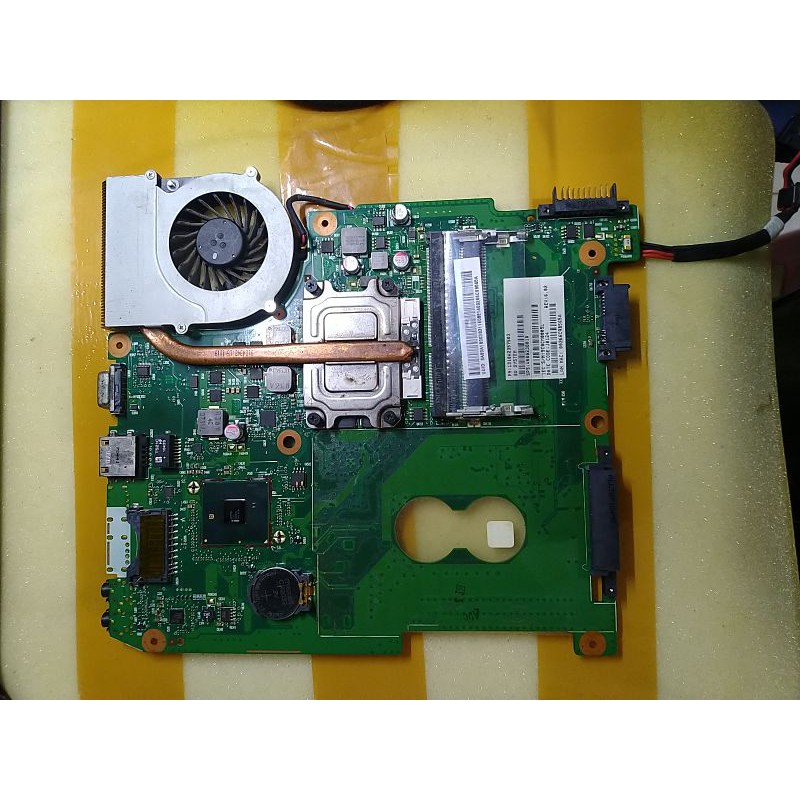 mesin laptop Toshiba c640 matot sesuai gambar
