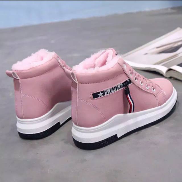 TmO - 8.8 Sale sepatu wanita sneakers fashion boots Zivi korean style