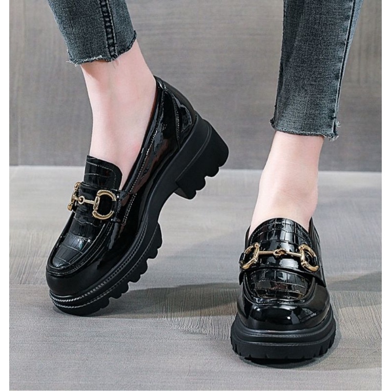 Sepatu Flat Loafers Slip On Bahan Kulit Gaya Harajuku Ulzzang  / Sepatu Oxford  Kasual Wanita Terbaru / Sepatu Docmart Wanita Kekinian / Bisa Cod