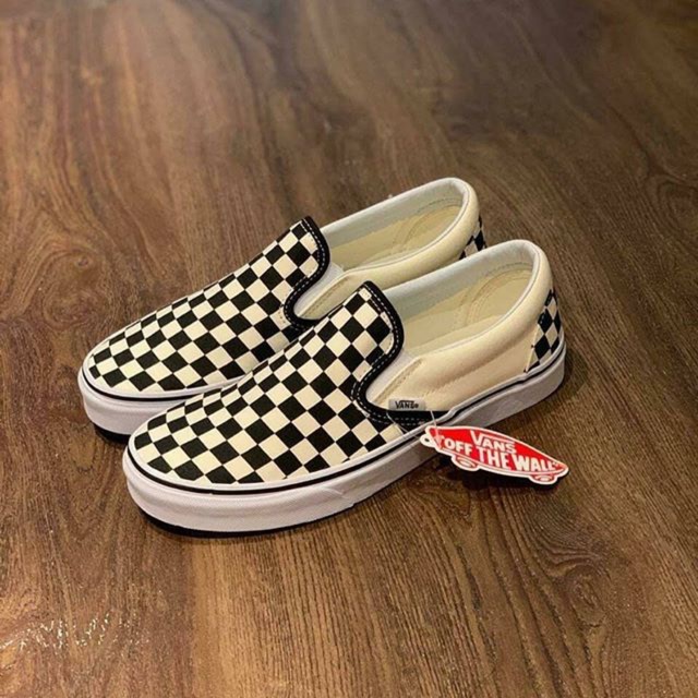 vans checkerboard slip on original