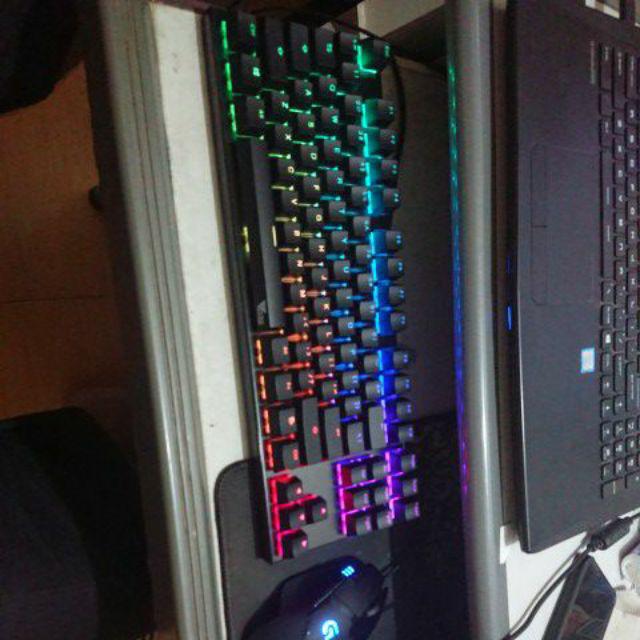  Vortex  Series  VX7 Cherry MX Mechanical Gaming Keyboard RGB 