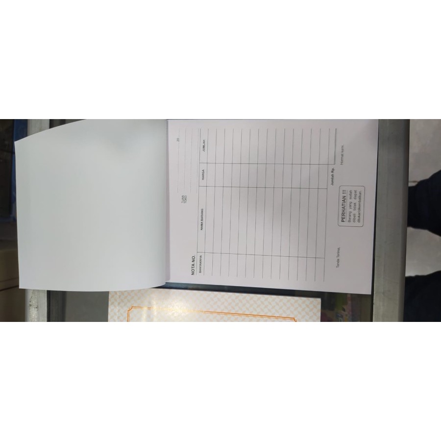 

Nota Besar Rangkap 2 Ply NCR Nota 1/2 Folio (1 buku)