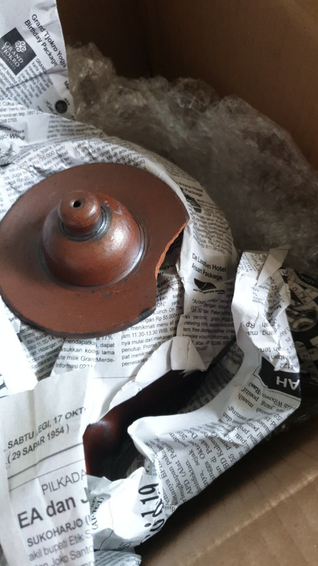 Teko Jamu Besar Panci Jamu Gerabah Tanah Liat