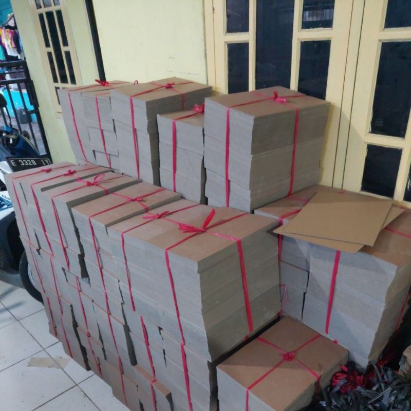 

Mdf ukuran 23.4x33.4 (F4) 2,5mm