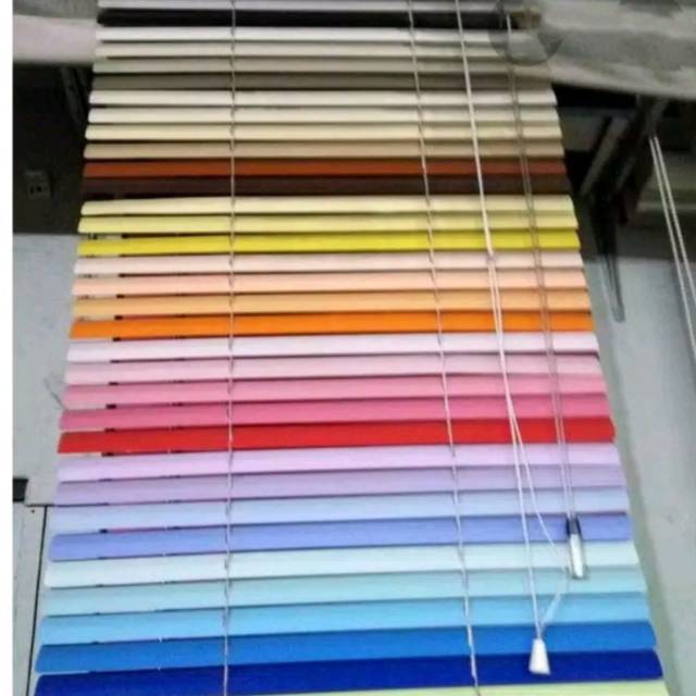 Horizontal Blind / Venetian Blind krey alumunium
