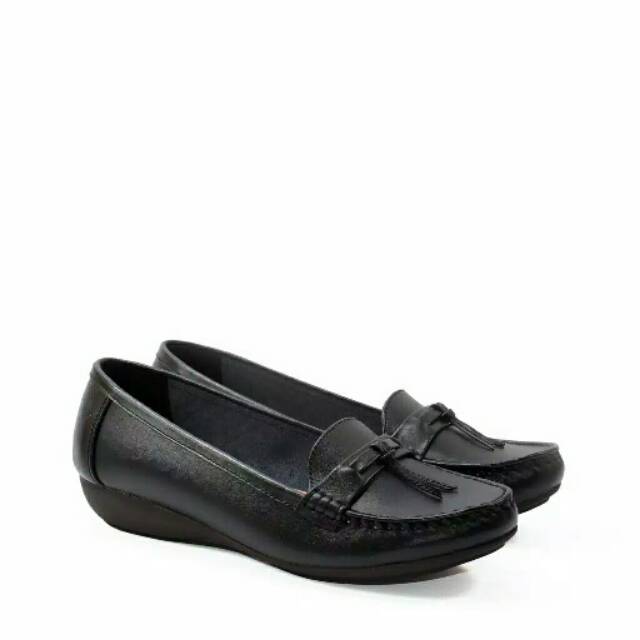 Sepatu kulit sepatu sensitive sandra black