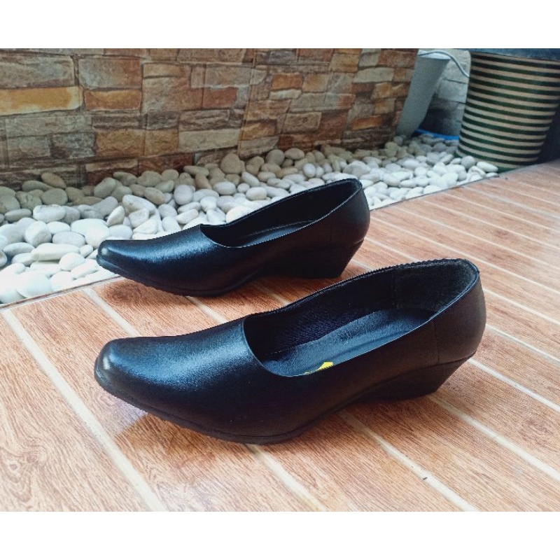 ST01 Sepatu Kerja Wanita Sepatu Formal Wanita Sepatu Hak 3 cm