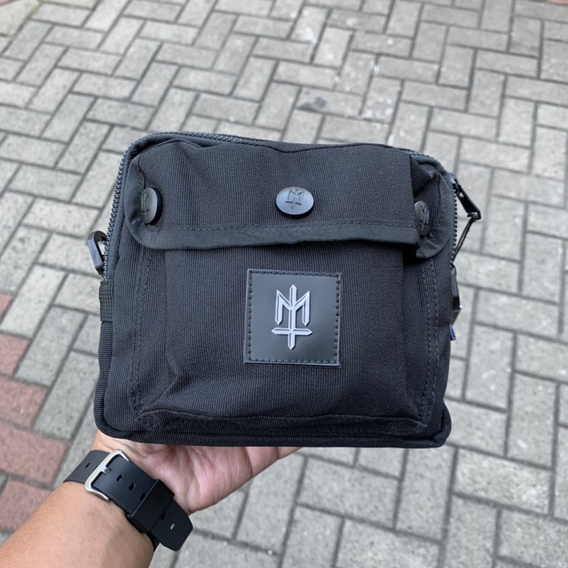 Bravs - Maternal Disaster