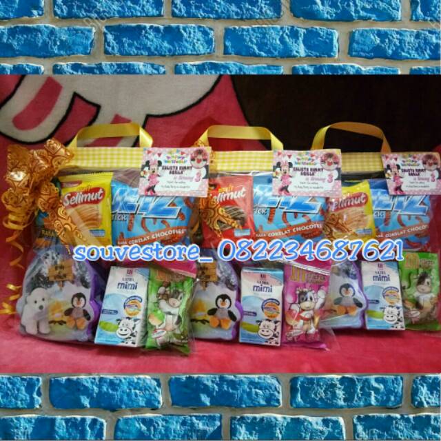 Souvenir dan Snack Ulang Tahun