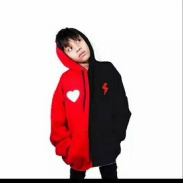 Jaket Fateh Halilintar yg lagi Ngetren
