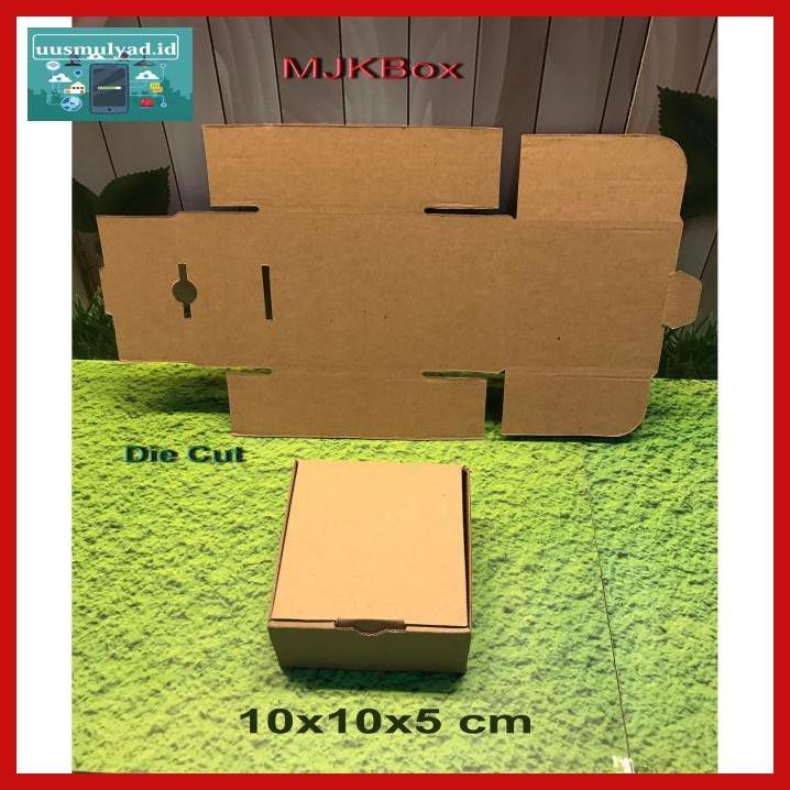 

Gt7Fher- Kardus Karton Box Uk. 10X10X5 Cm.....Die Cut F68Fgio-