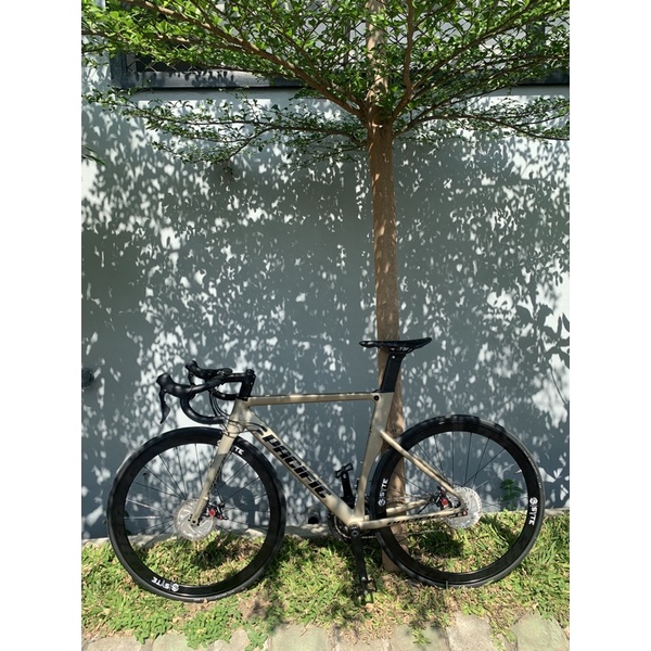 Pacific magenta sepeda roadbike strattos original murah warna langka