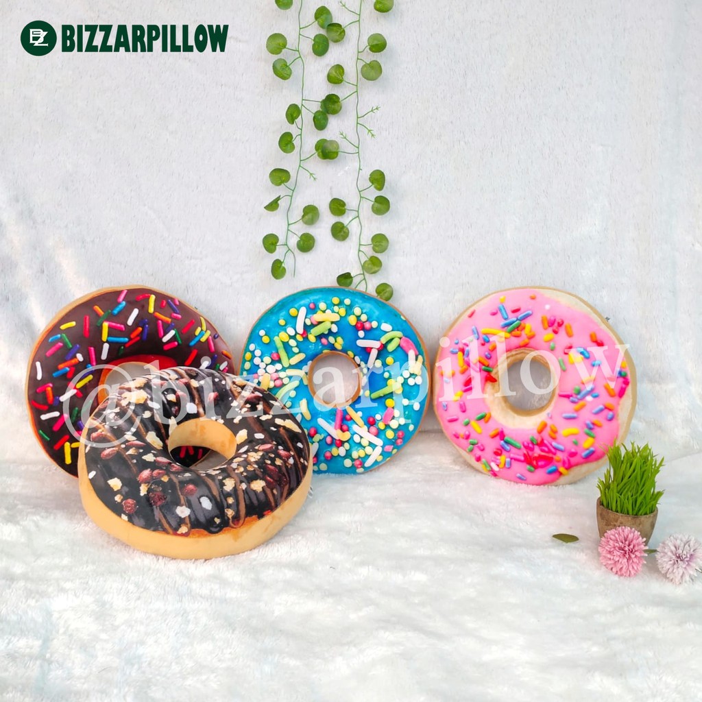 Bizzarpillow Bantal Sofa Motif Donat size M BZ138