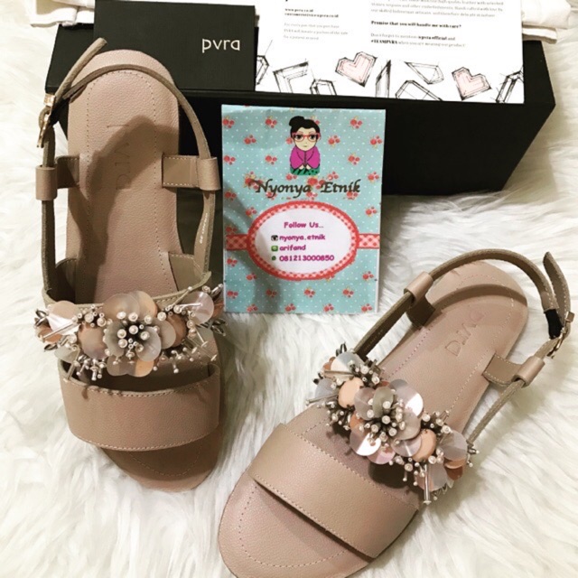 PVRA GILLIAN NUDE 39