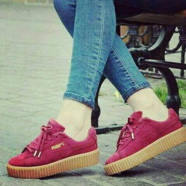 SEPATU PUMA RIHANNA MERAH