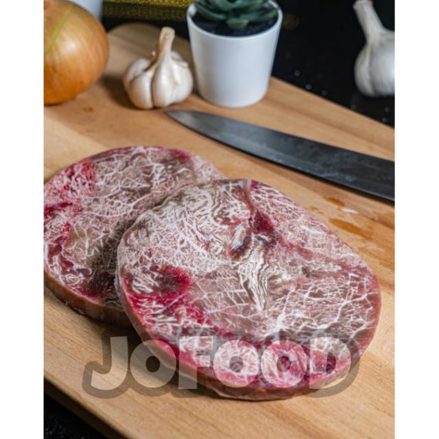 

RIB EYE MELTIQUE 1KG ! ISI 5 (MASING2 200 GRAM)