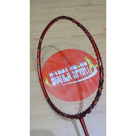 raket badminton YONEX voltrick 80 e tune