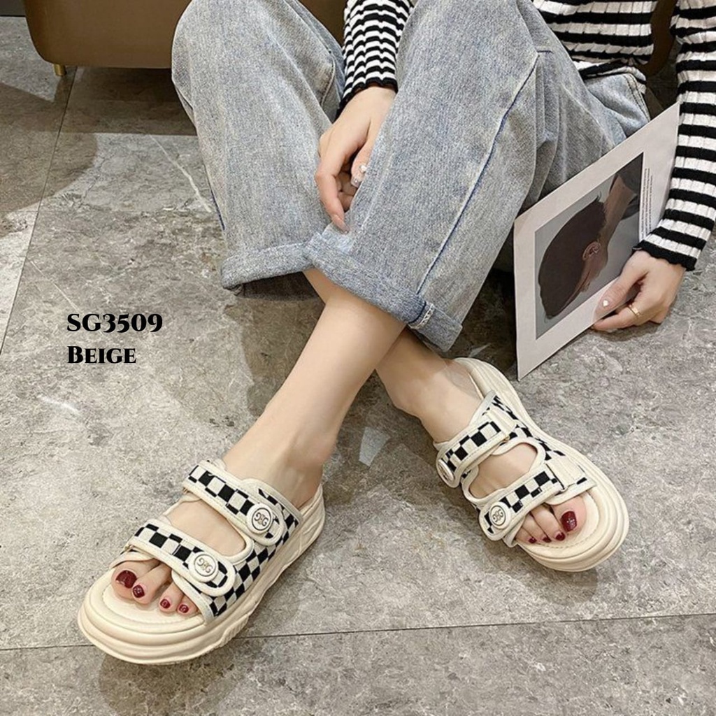 WYN SANDAL CASUAL FASHION KOREA SG3509