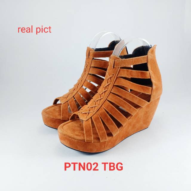 Emye PTN02 Sepatu Wedges Gladiator 9cm Wanita Elegan Bahan Lembut