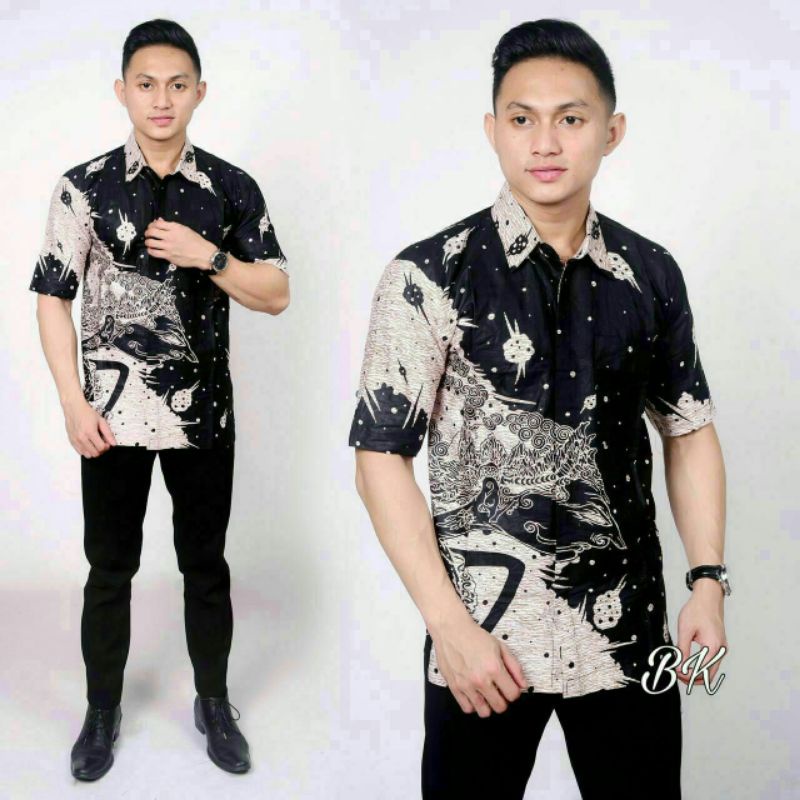 Kemeja Batik Pria Lengan Pendek Motif Hitam Manis