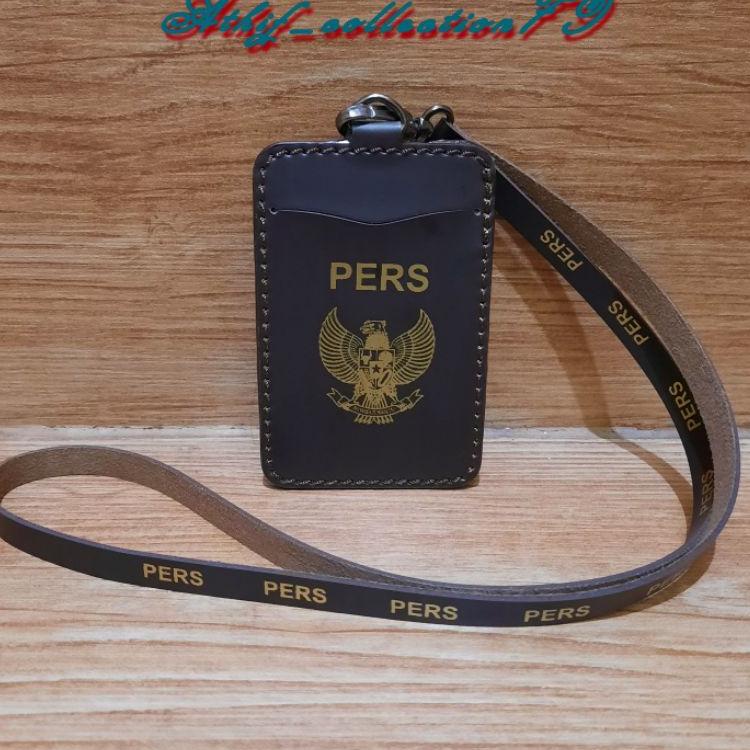 

Terbaik.. Tempat Id Card PERS Kulit Holder Id Card Kulit PERS Kalung