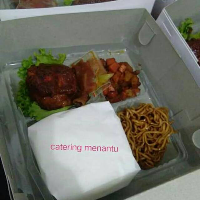 

NASI KOTAK