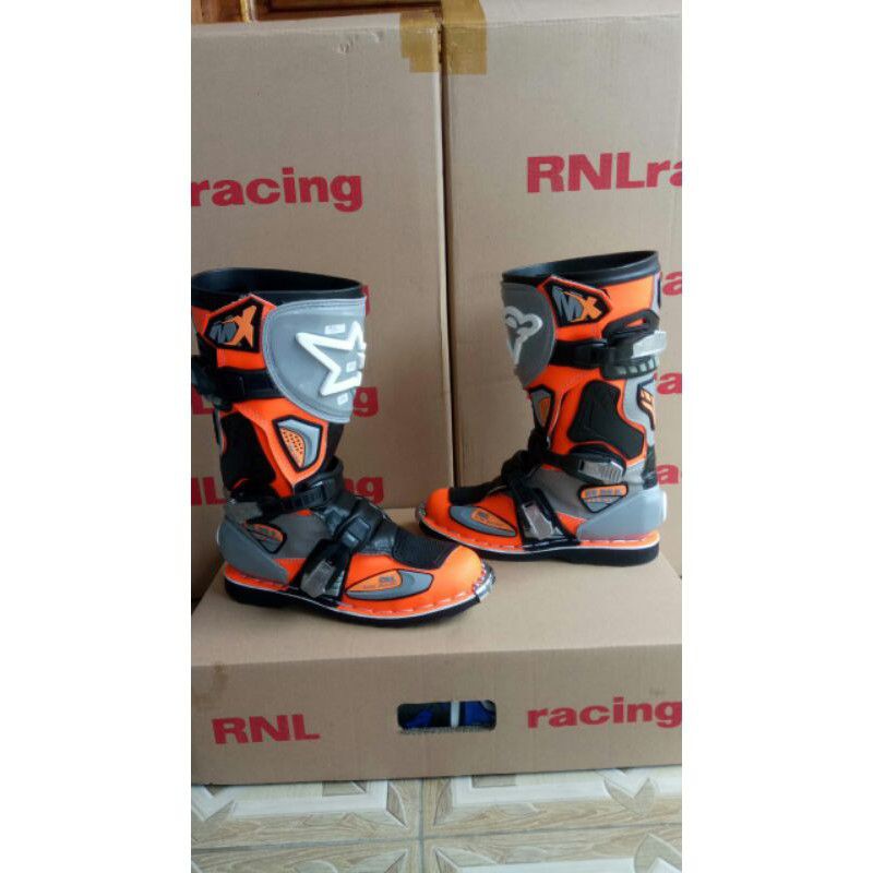 sepatu trail Trabas RNL Orange