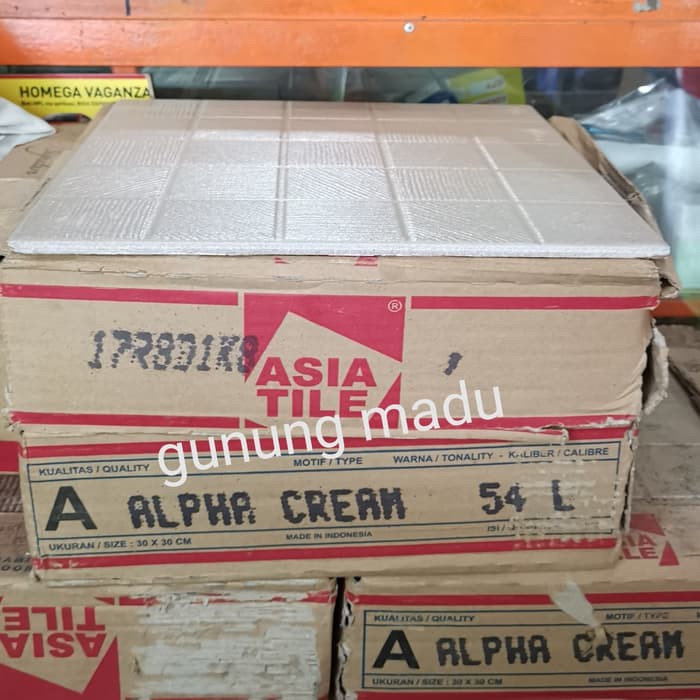  Keramik  Cream Kasar