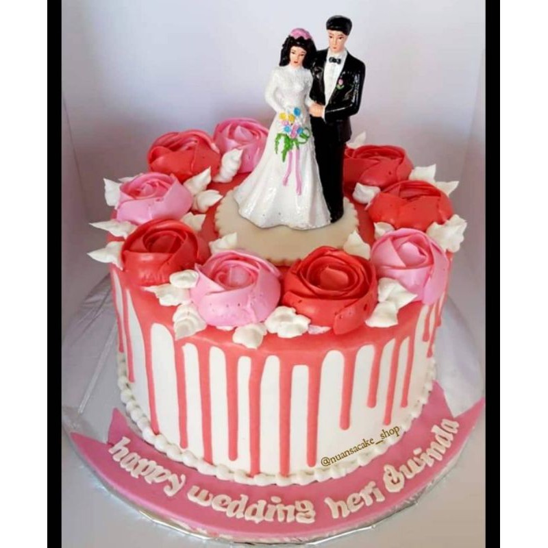 

WEDDING CAKE / KUE WEDDING / CUSTOM CAKE / KUE ULTAH