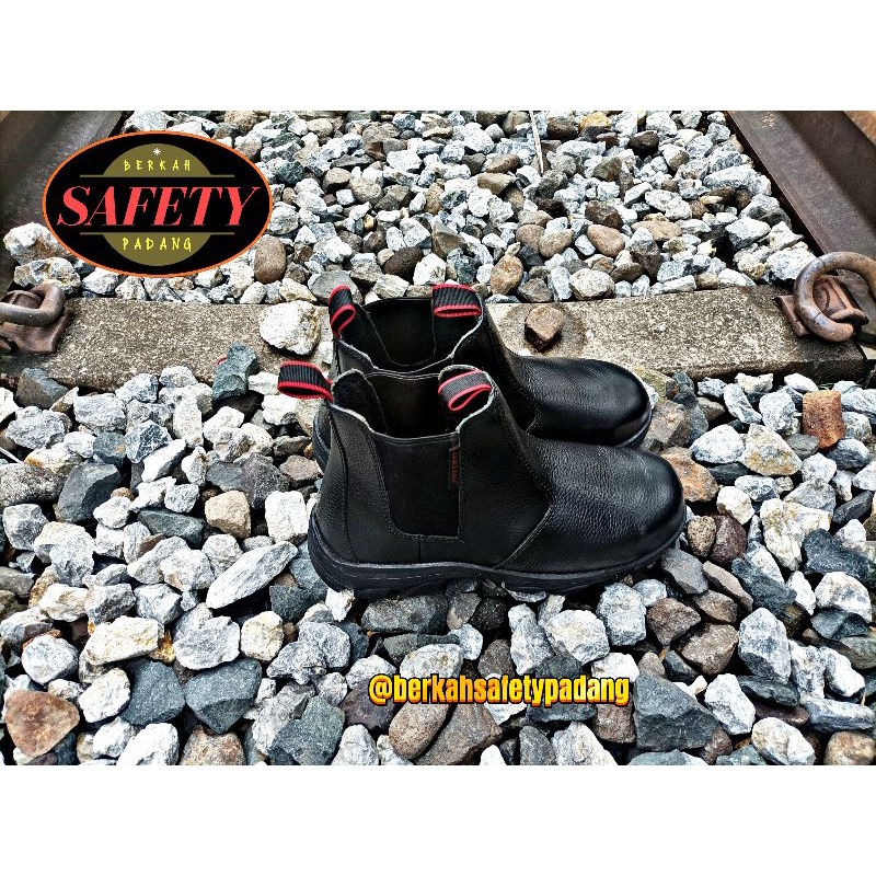 SEPATU SAFETY CHEETAH 7110 GANTI TAPAK