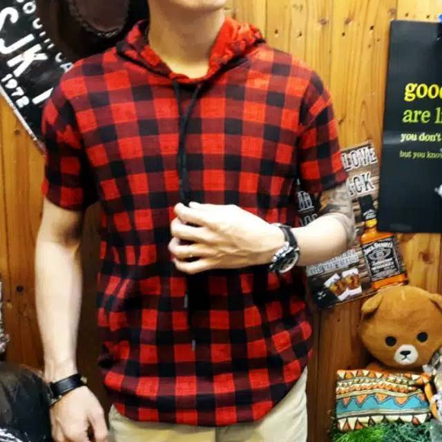 Sweater hodie pria. Kotak