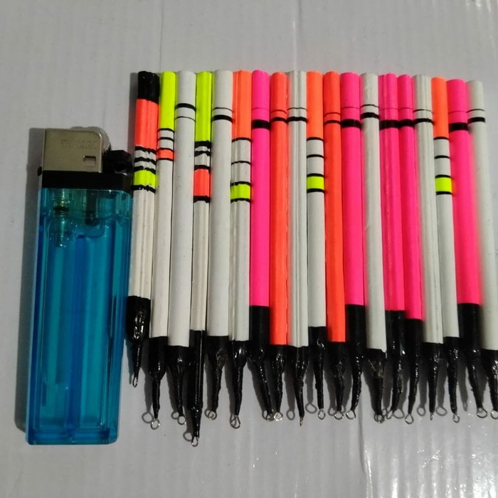 Order Langsung kumbul bulu merak panjang 10cm size L. produk seperti di foto Terlaris