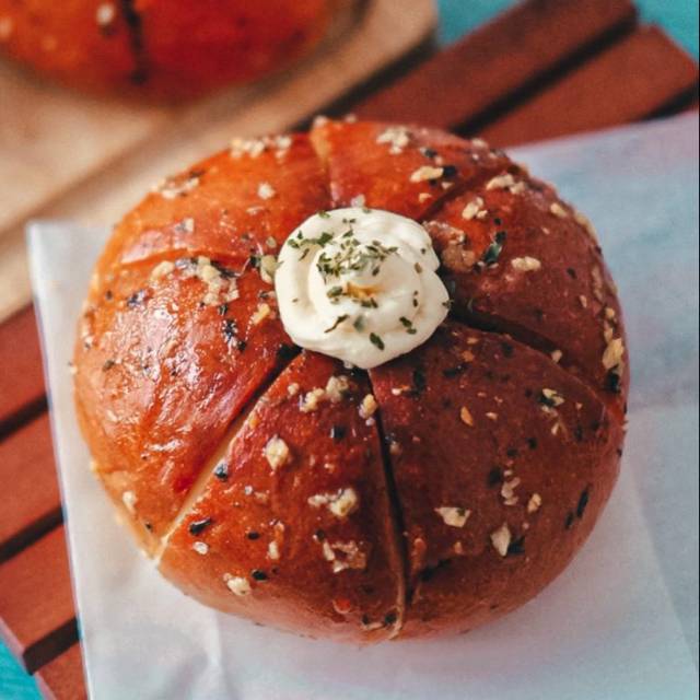 

Original Korean Cream Cheese Garlic Bread Woweats.id