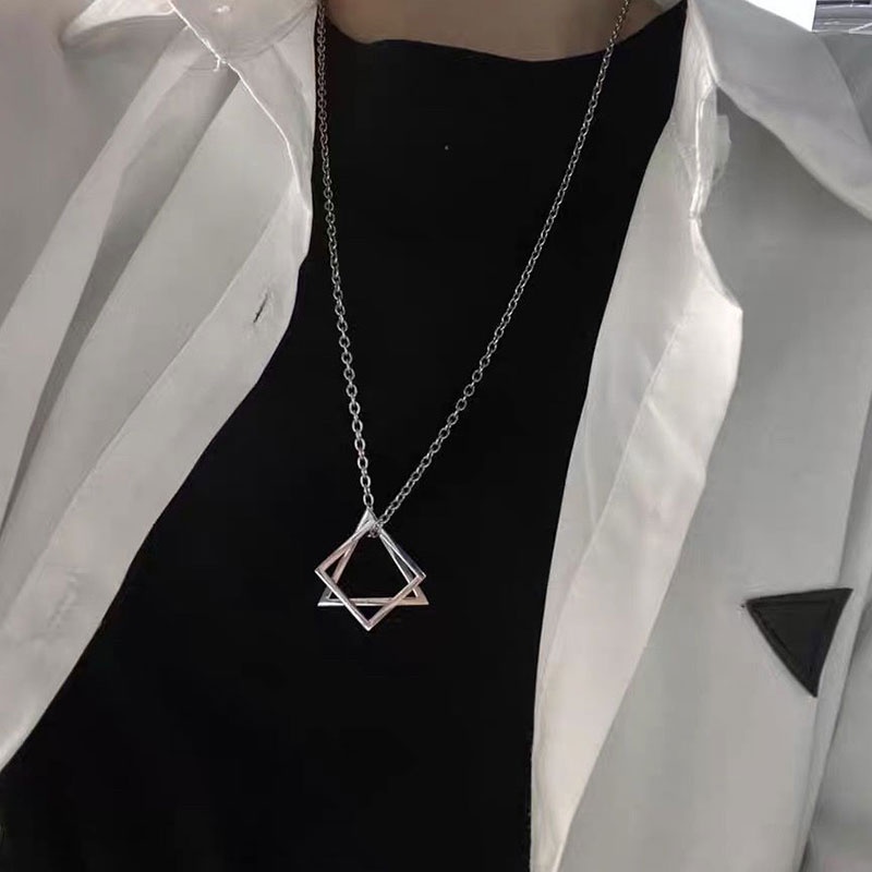 [✅READY STOCK] Kalung Liontin Bentuk Segitiga Geometris Kalung Baja Titanium Gaya Hip Hop Unisex  Penjualan Panas Mode