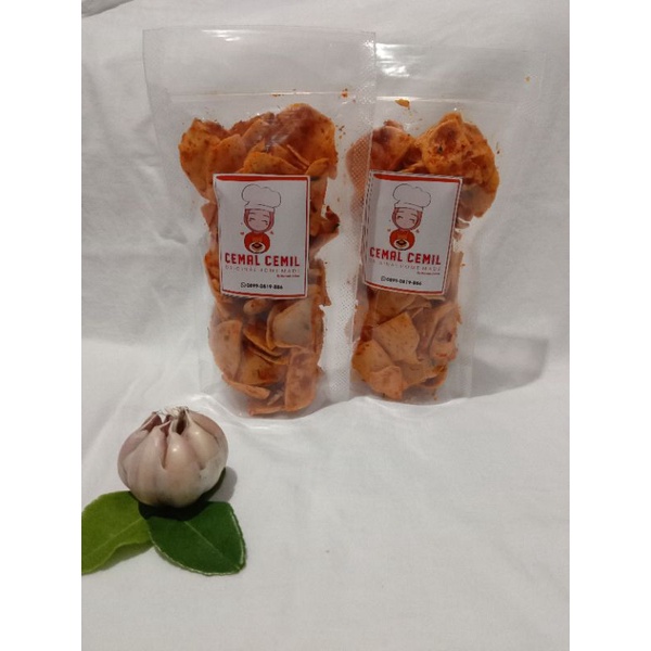 

Basreng pedas manis Daun jeruk (70g)